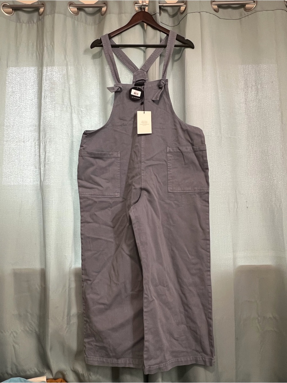 Wide-Leg Overalls - Picture 4 of 4